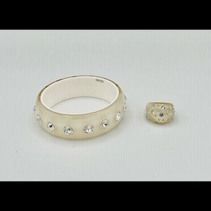 Zsiska resin set with Swarovski crystals